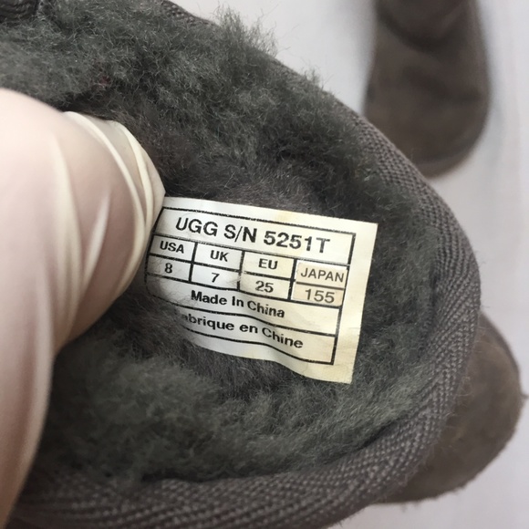 Toddler - Mini UGG Gray Boots Size: 8 - Picture 7 of 8